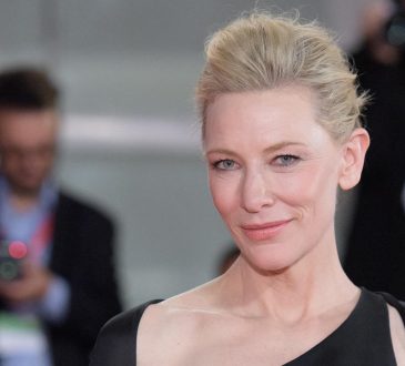 Coiffure : Cate Blanchett adopte la frange idéale pour les plus de 50 ans