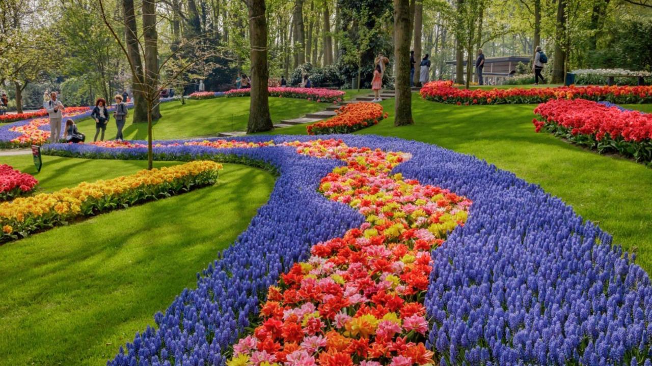 Keukenhof Gardens in spring