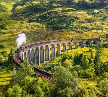 Stay on the right track with these 5 most luxurious train rides around the world